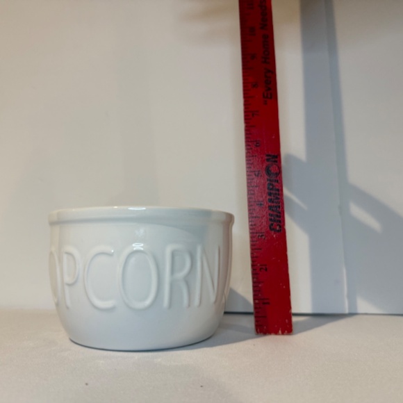Crate and Barrel Two Popcorn Bowls Ceramic Individual Serving White Lot Of 2 - Picture 11 of 12